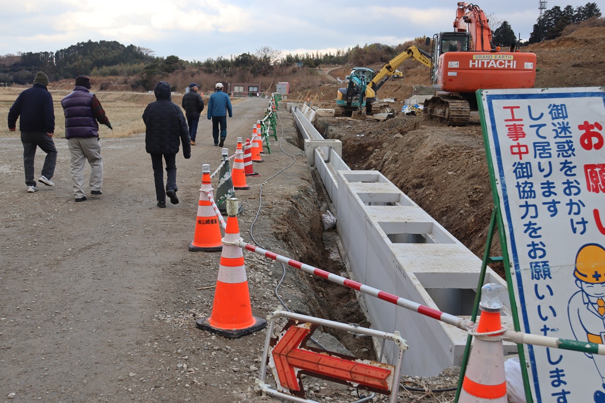 1200x800 (433,970�o�C�g)